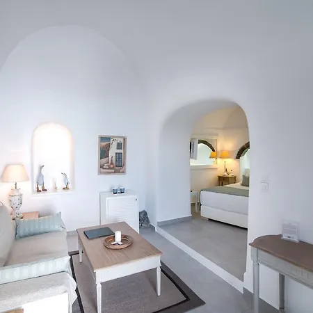 Aqua Mare Luxury Imerovigli (Santorini)